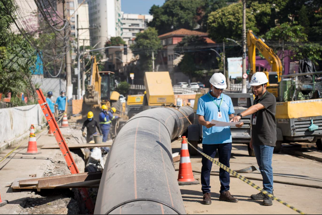 Obras de modernização do sistema de esgotamento sanitário tiveram investimento de R$ 10 milhões; uma das principais vias de Niterói já está liberada