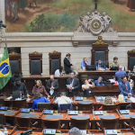 Câmara do Rio rejeita, de uma só vez, 12 vetos da prefeitura a homenagens propostas pelos vereadores 35 Plenário de Câmara do Rio