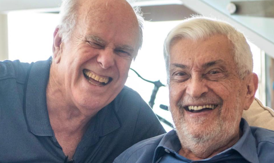 Ainda empatarei o nosso jogo; homenagem a um amigo 48 Alfeu Valença e amigo