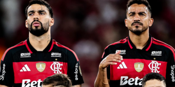 Lucas Paquetá e Danilo, do Flamengo