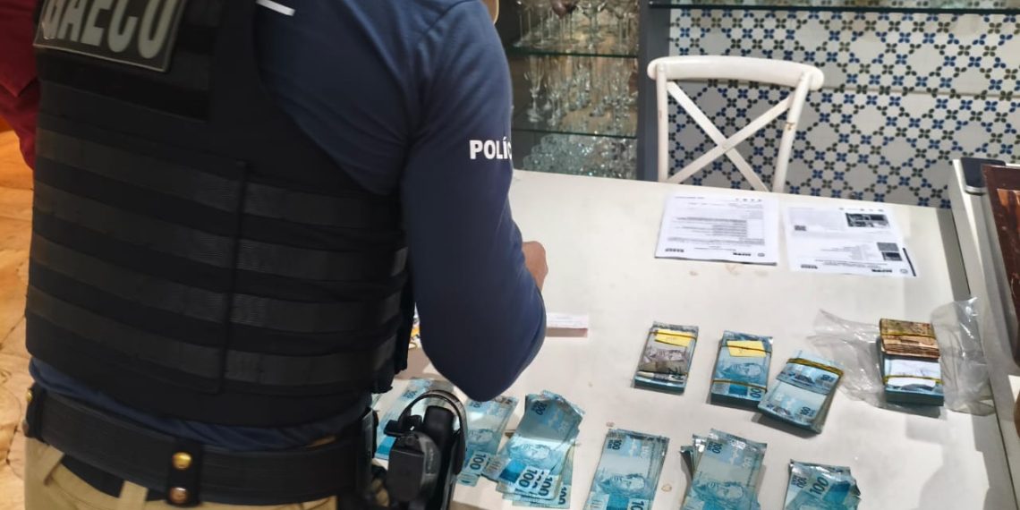 MPRJ denuncia oito pessoas por lavagem de dinheiro do jogo do bicho por meio de bets e cumpre mandados em três estados 48 Operação do MPRJ