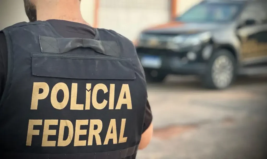 ‘Voto Migrante’: PF faz operação contra fraude para transferir eleitores e influenciar eleições na Baixada Fluminense