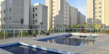 Prédios em condomínio, com uso de Airbnb