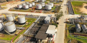 Justiça rejeita pedido de indenização de R$ 70 milhões da Refit por desvalorização das ações