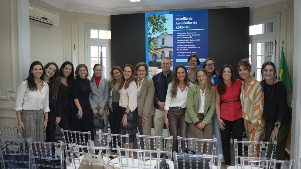 Ademi-RJ anuncia Comissão da Mulher e novo podcast durante reunião de associados
