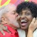 Benedita da Silva com Lula: liderança da petista ameaçada pelo que classificam como "traição" de aliados