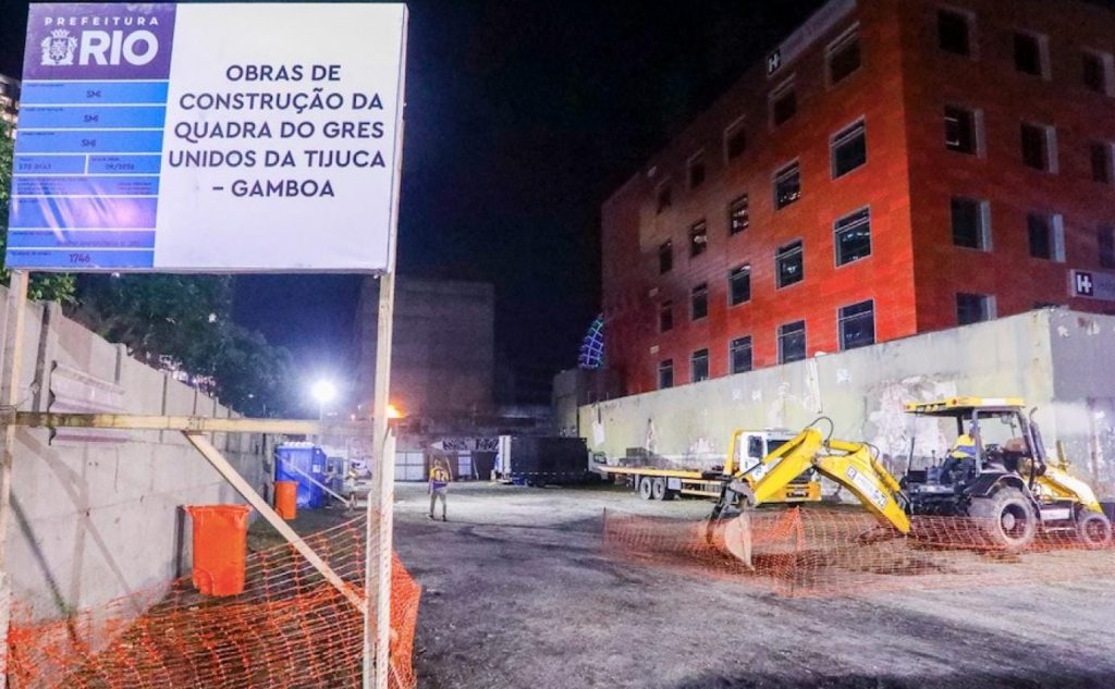 Saiu do papel: com investimento de R$ 11,3 milhões, nova quadra da Unidos da Tijuca começa a ser construída em terreno de 2,5 mil metros quadrados na Gamboa