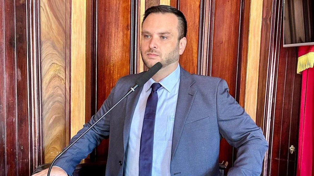 Sem dinheiro para a campanha, Eduardo do Blog desiste da candidatura a federal pelo PSD; falta de recursos aumenta a tensão no partido
