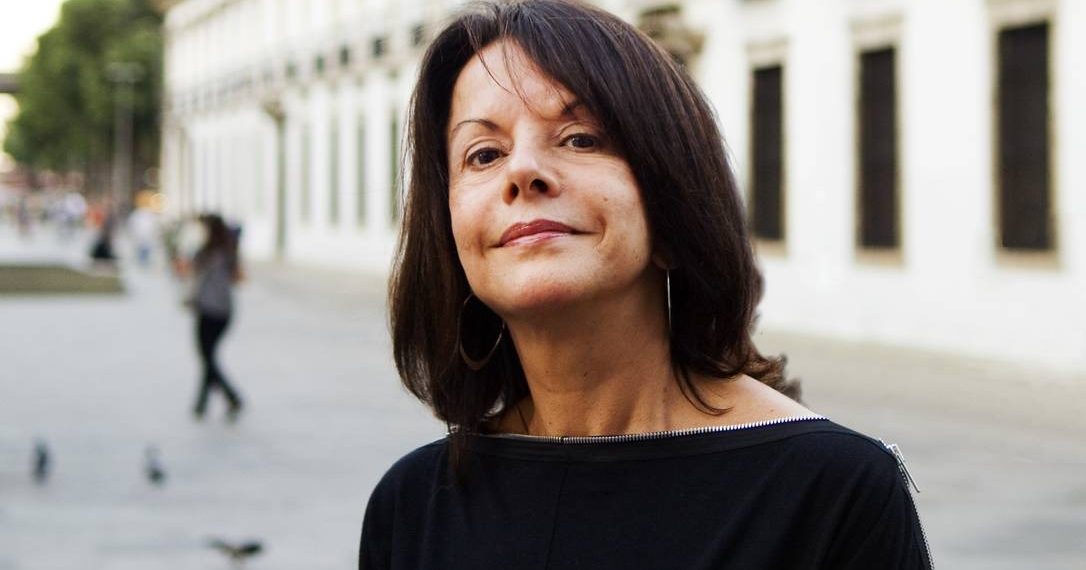 Arquitetura como política pública: CAU/RJ reúne grandes nomes da área em conferência no Palácio Capanema; Elizabeth de Portzamparc é a atração principal 48 Elizabeth de Portzamparc, mestra em Antropologia e Sociologia Urbana premiada internacionalmente por projetos em arquitetura