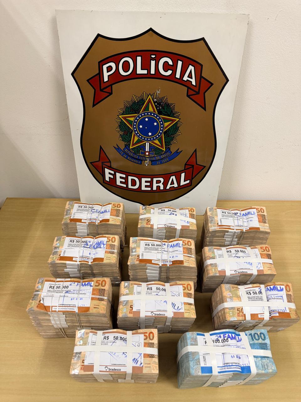 PF apreende R$ 600 mil em espécie durante ação contra crimes eleitorais em Niterói; origem e destino do dinheiro ainda são investigados 48 WhatsApp Image 2026 09 15 at 22.49.09 1