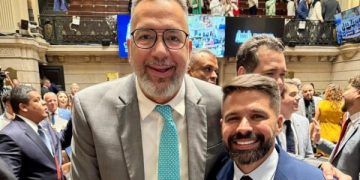 Jorge Canella, vereador do Rio, é alvo de buscas da PF em investigação sobre fuzil apreendido com Márcio Canella