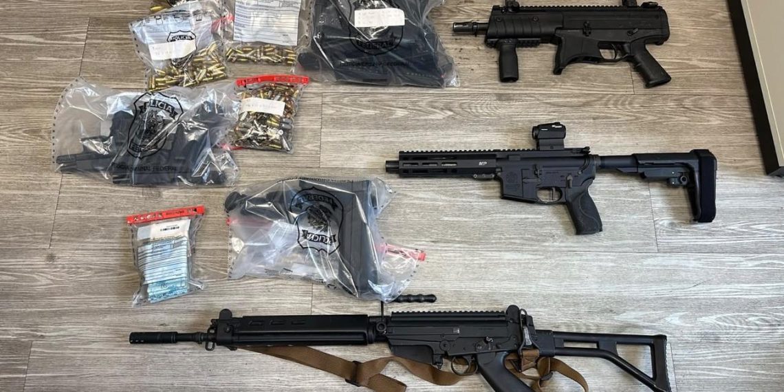 As armas da PM que estavam com o vereador Jorge Canella