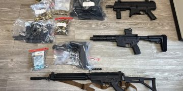 As armas da PM que estavam com o vereador Jorge Canella