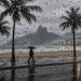 Pesquisa Data Surreal (com viés de alta em ironia): 100% dos cariocas defendem que já está na hora de o sol dar as caras 54 Chuva domina o cenário do Rio, mas os cariocas querem o sol de volta
