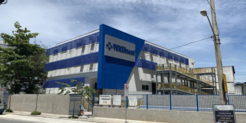 Ao menos 21 pessoas procuram hospitais após compartilhamento indevido de lancetas em feira de ciências no Recreio 10 Ao menos 21 pessoas procuram hospitais após compartilhamento indevido de lancetas em feira de ciências no Recreio