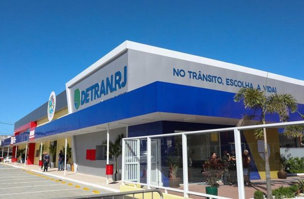 Couto e Casa Civil assinam 21 nomeações: novo diretor do Detran-RJ e reforços no Desenvolvimento Econômico marcam a rodada desta quarta-feira (09) 48 Couto e Casa Civil assinam 21 nomeações: novo diretor do Detran-RJ e reforços no Desenvolvimento Econômico marcam a rodada desta quarta-feira (09)