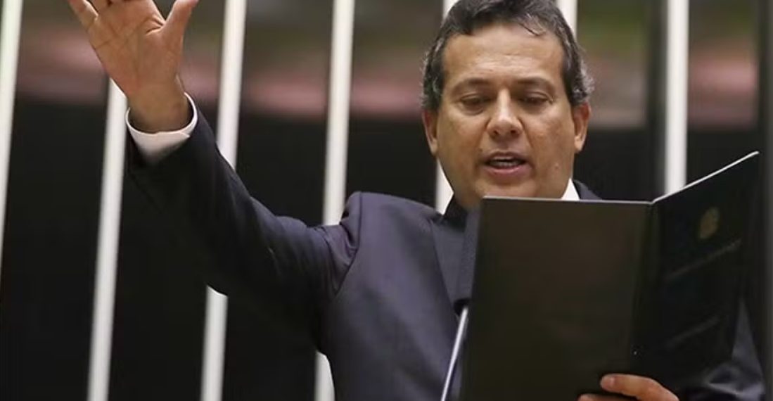 Comitê clandestino: candidato a reeleição, deputado Ricardo Abrão abastecia esquema de compra de votos para eleger primo em Nilópolis, diz PF 