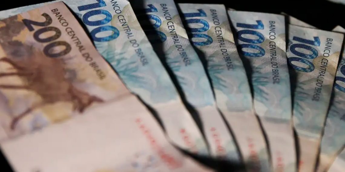 Conselho do Trabalho aprova piso salarial de até R$ 4,8 mil no estado do Rio e envia proposta ao governador para 2027