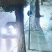 Turista mexicano no capô do carro