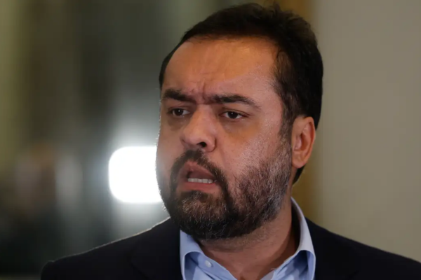 Cláudio Castro tem dívida de R$ 140 mil em despesas médicas da Cedae Saúde, diz auditoria 51 Cláudio Castro tem dívida de R$ 140 mil em despesas médicas da Cedae Saúde, diz auditoria