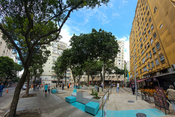 Praça Sarah Kubitschek, em Copacabana, passa por revitalização e ganha novos equipamentos 51 Praça Sarah Kubitschek, em Copacabana, passa por revitalização e ganha novos equipamentos