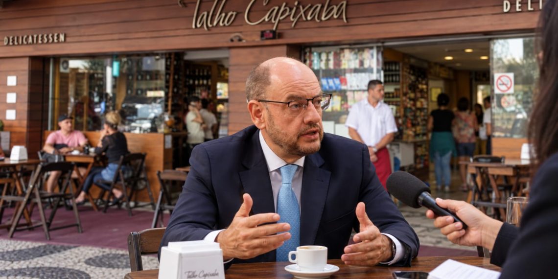 Ao Tempo Surreal, Couto se diz surpreso com o resultado da eleição no Rio