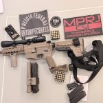 Operação Magen investiga grupo suspeito de negociar armas com o traficante Peixão, líder do TCP, e envolve ex-funcionários da Alerj e do Detran-RJ