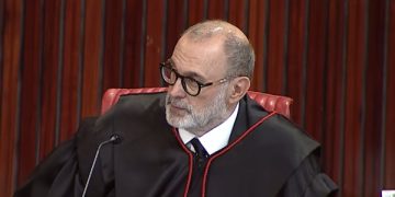 4 a 2 no TSE: Sebastião Reis Júnior segue Villas Boas, vota pelo segundo turno e defende manutenção dos votos de Garotinho, mesmo com desistência do recursos