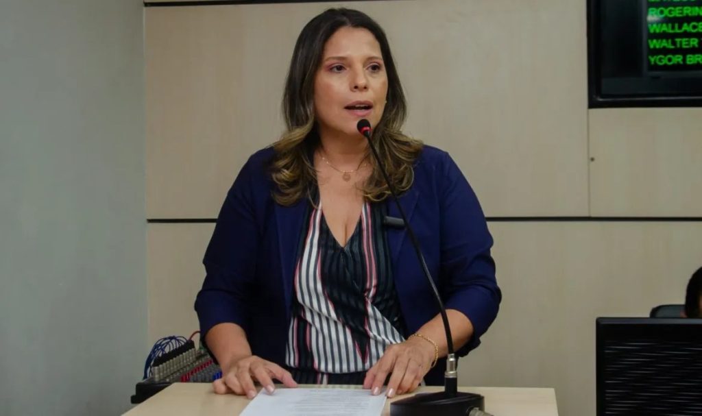 Justiça nega recurso e libera Câmara de Japeri a seguir processo de cassação da prefeita; vereadores analisam o caso neste sábado (10)