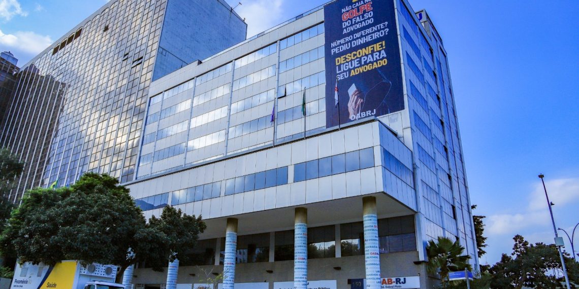 Justiça Federal barra site que vendia petições feitas por IA a R$ 20 após ação da OAB-RJ 51 Justiça Federal barra site que vendia petições feitas por IA a R$ 20 após ação da OAB-RJ