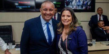 Carlos Januário (Solidariedade) e Fernanda Ontiveros (PT), Japeri