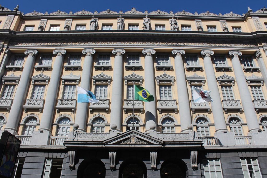 A volta dos grandes patrocínios da Cedae? Estatal fecha contrato de R$ 750 mil para projeto cultural em parceria com o TJRJ