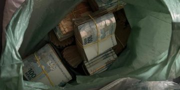 Exploração da internet chegou a render mais de 40% da receita do Comando Vermelho no Complexo da Penha