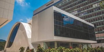 A Fundação Getulio Vargas (FGV) tem mais dois procedimentos administrativos de contratação direta (por inexigibilidade de licitação) da Secretaria Estadual de Educação