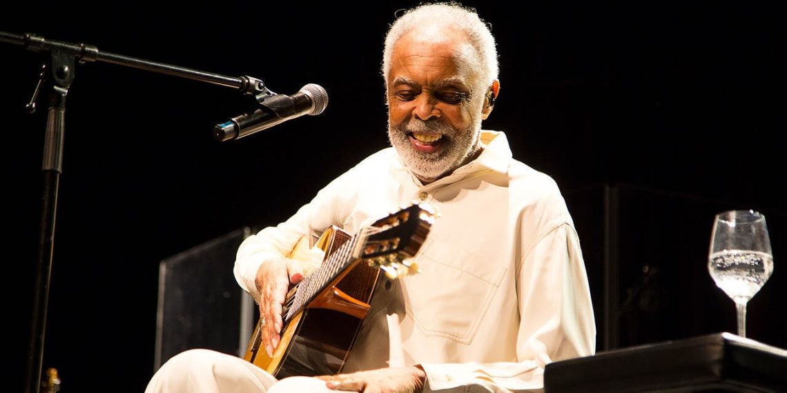 Cantor, compositor e multi-instrumentista, Gil também foi ministro da Cultura entre 2003 e 2008