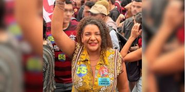 Renata Souza (PSOL) no ato estudantil – Foto: Divulgação