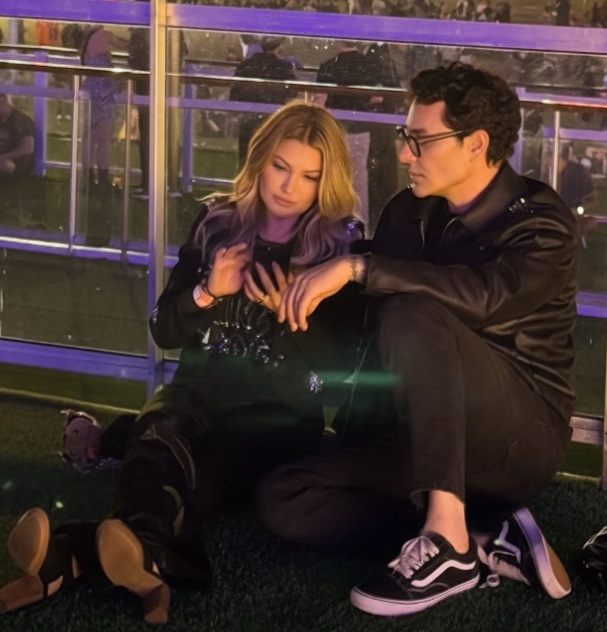 Antônia e Will registraram sua presença no Rock In Rio; foto está na página do profissional de beleza