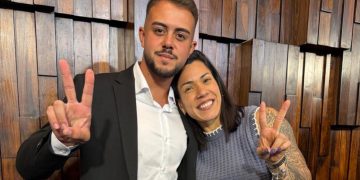 Poubel Filho, deputado mais jovem, e Índia Armelau, a mais votada, ganham os holofotes na Alerj na primeira sessão pós-eleição 1 Poubel Filho e Índia Armelau foram os destaques da primeira sessão da Alerj após as eleições: ele, o deputado mais jovem; ela, a mais votada para a Alerj