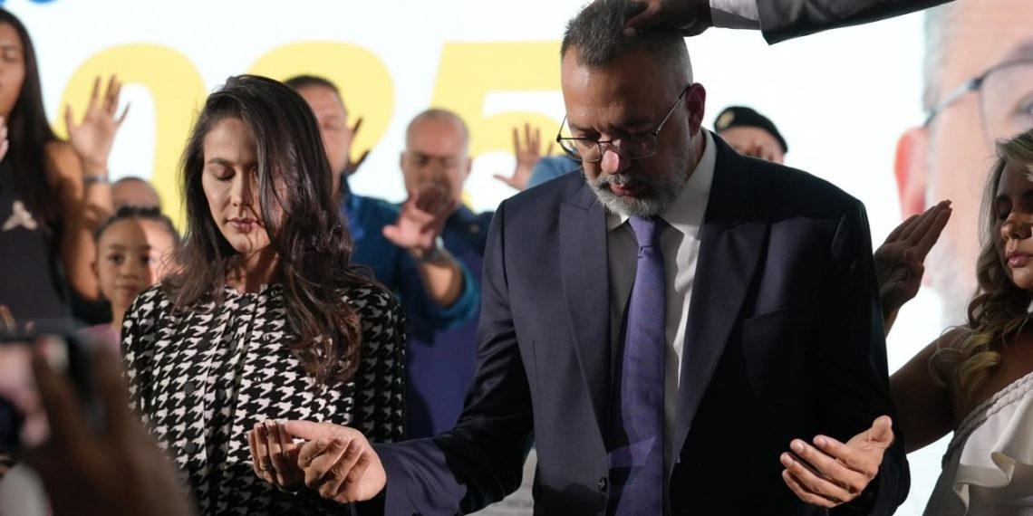 Prefeita de Belford Roxo se apresenta como advogada e visita Márcio Canella na cadeia sem autorização 51 Mariana trabalhou por sete anos como assessora de Canella na Assembleia Legislativa do Rio (Alerj)