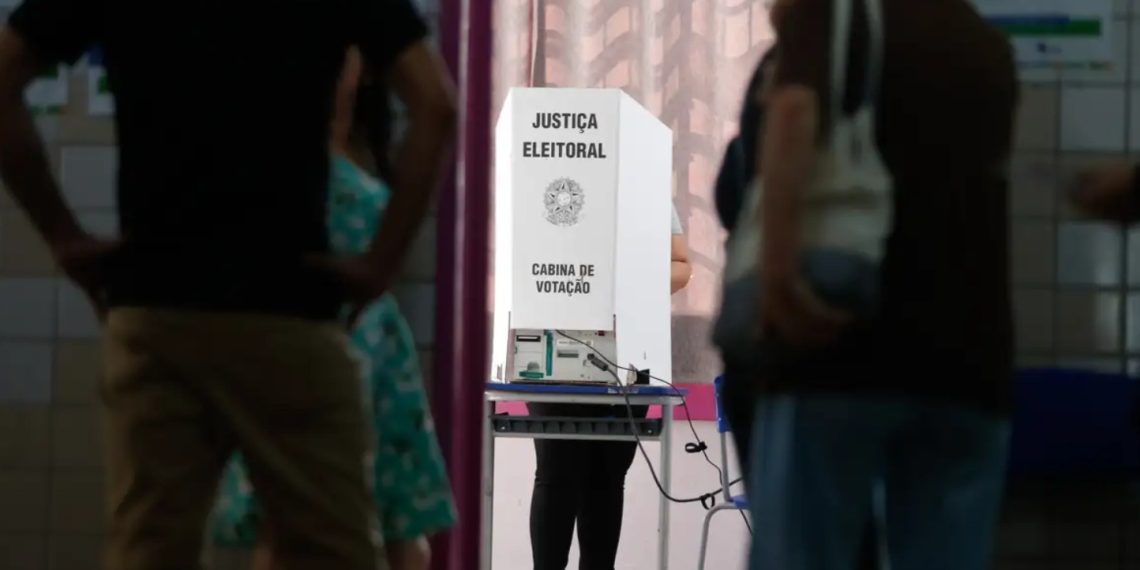 Dinheiro não faltou. Voto, sim: candidatos que receberam milhões para a campanha não conseguiram vaga na Câmara, Alerj e Senado