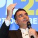 Flávio Bolsonaro foi intimado ainda na noite de domingo, quando saiu o resultado da eleição presidencial