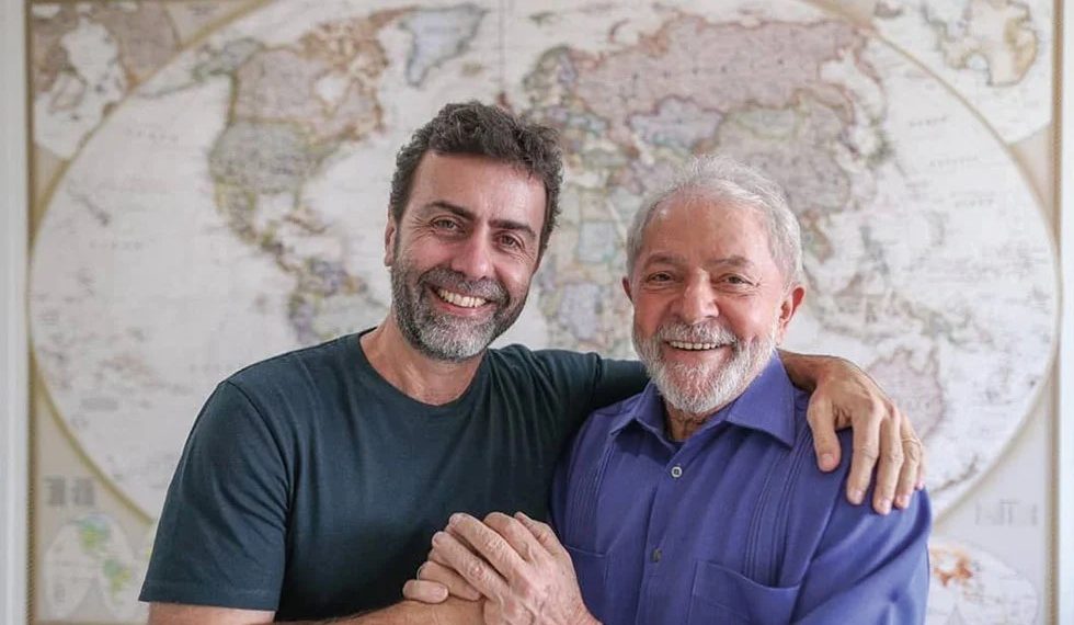 Marcelo Freixo suspeita que o presidente Lula esteja sendo tratado de forma desigual pela Meta, que controla o WhatsApp