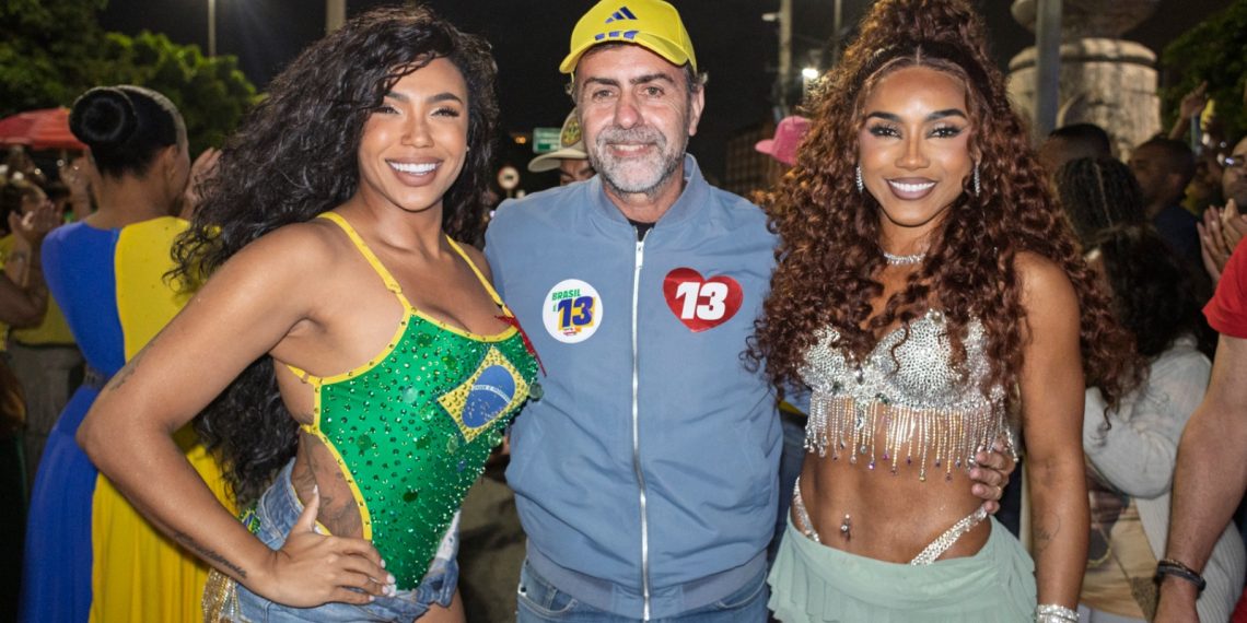 Evelyn Bastos, Marcelo Freixo e Mayara Lima se reuniram para festejar a vitória de Lula com samba em São Cristóvão. Foto: Reprodução