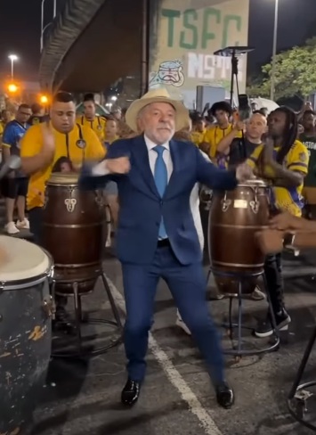 Lula apareceu sambando como se fosse Mayara Lima em vídeo divertido da musa