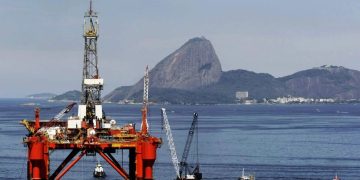 Fachin adia julgamento sobre a distribuição de royalties do petróleo; decisão pode ter impacto bilionário nas contas públicas do Rio