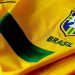 Justiça do Trabalho proíbe empresa do Rio de incentivar funcionários a usar camisa da Seleção no lugar do uniforme durante o período eleitoral
