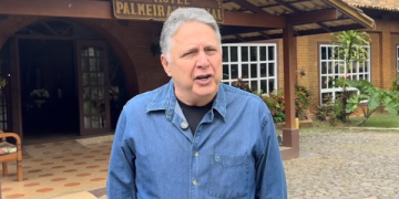 Garotinho, cuja desistência é alvo de ação do PSOL